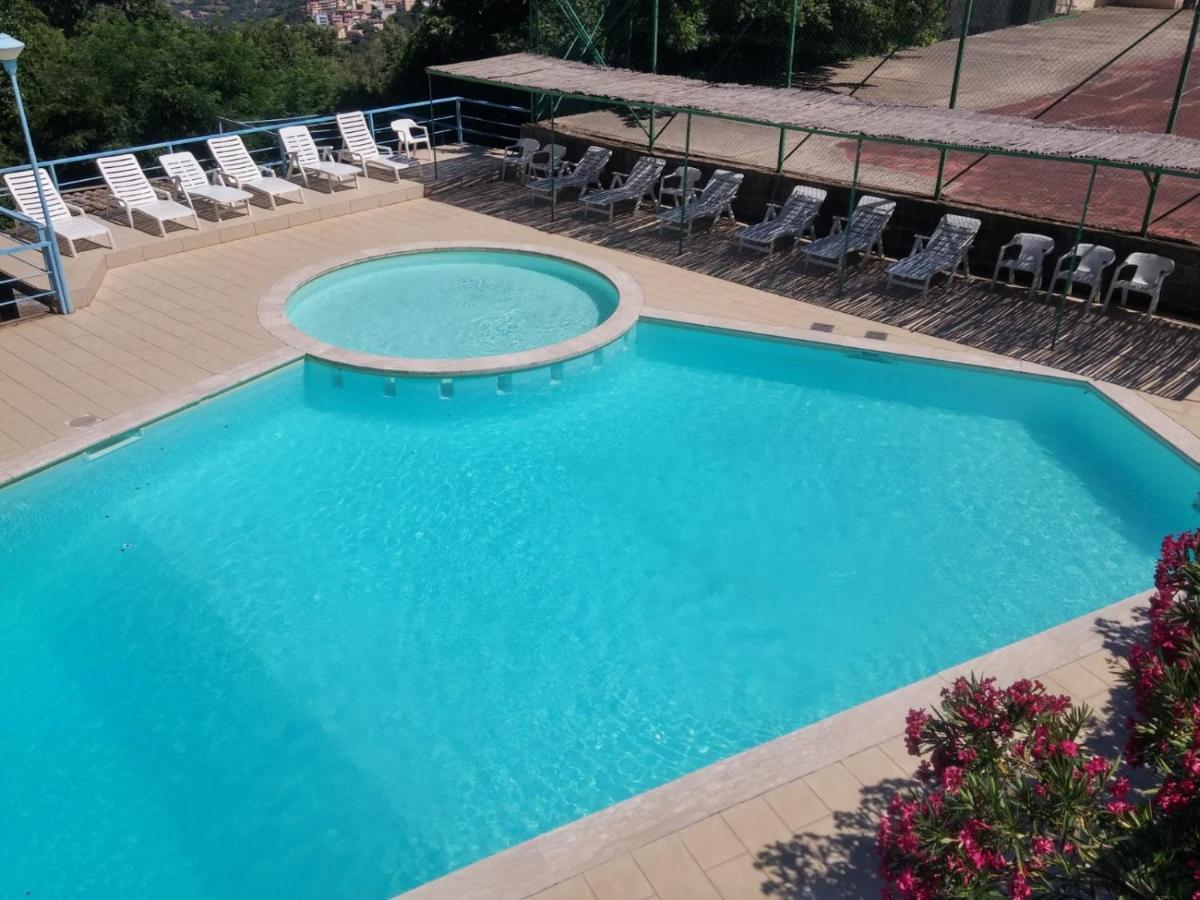 Hotel Villa Selene Lanusei Exterior foto