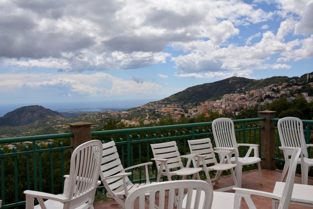 Hotel Villa Selene Lanusei Exterior foto